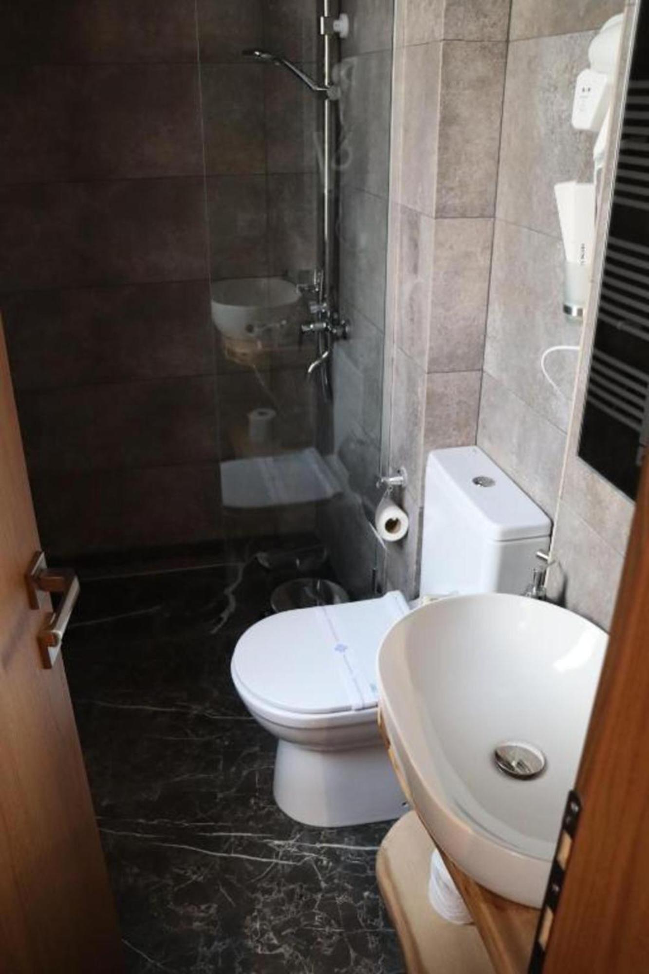 Velar Hotel Boutique Korce Luaran gambar