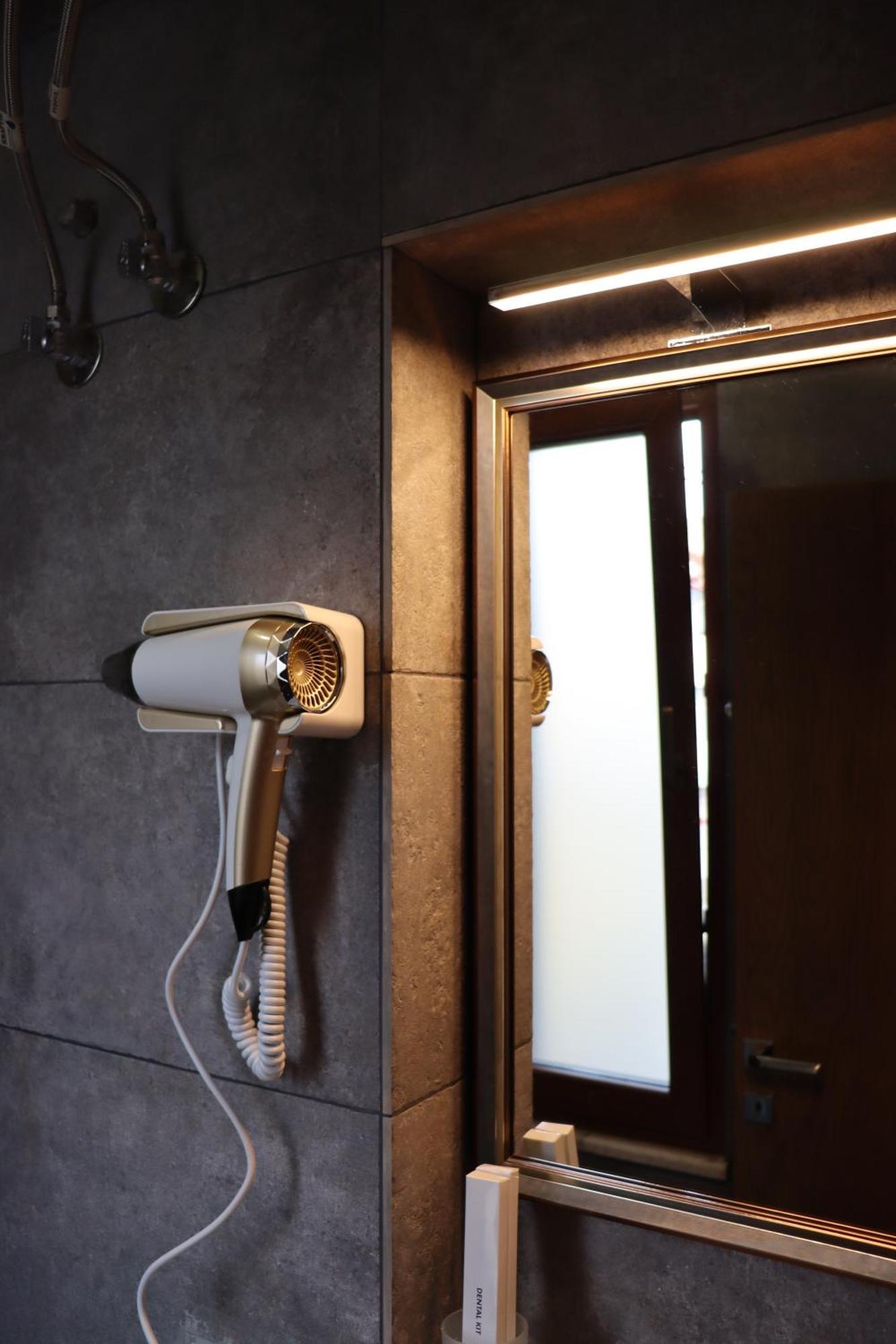 Velar Hotel Boutique Korce Bilik gambar