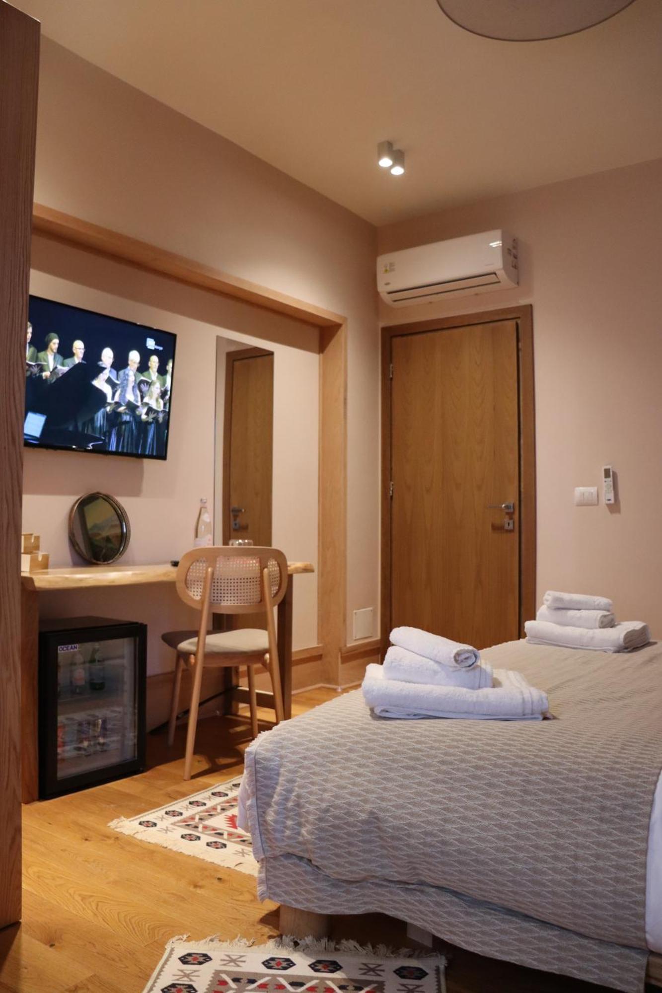 Velar Hotel Boutique Korce Bilik gambar